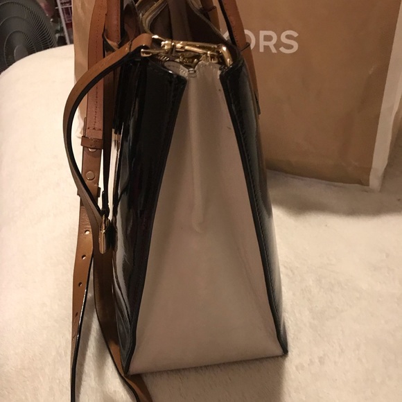 Purse - Picture 5 of 6